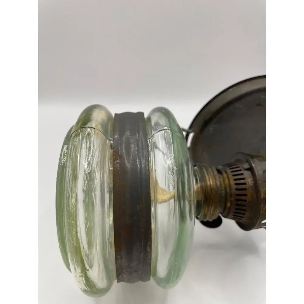 Vintage Kerosene Oil Lamp with Wall Hanger - Traditional Style Chamber Oil Lamp